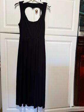 Fooxblood - Black Maxi Dress with Heart Back Cutout